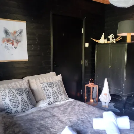 Luxury Snow With Jacuzzi فيلة