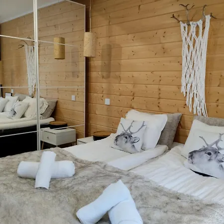Luxury Snow With Jacuzzi Villa
